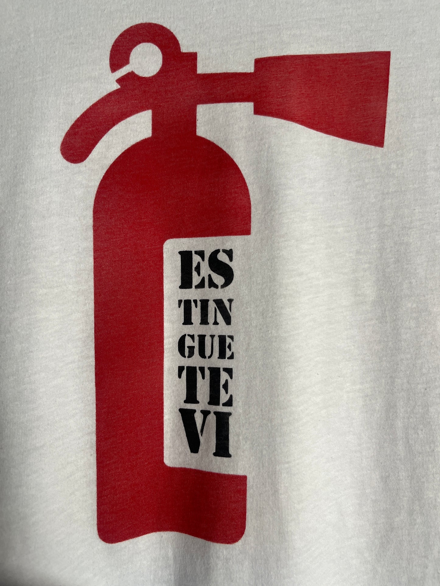 T-shirt unisex in cotone con scritta stampata a mano