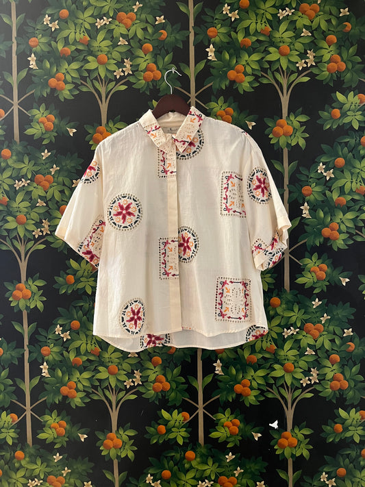 CAMICIA CON RICAMI TRAFORATA 
26C3262