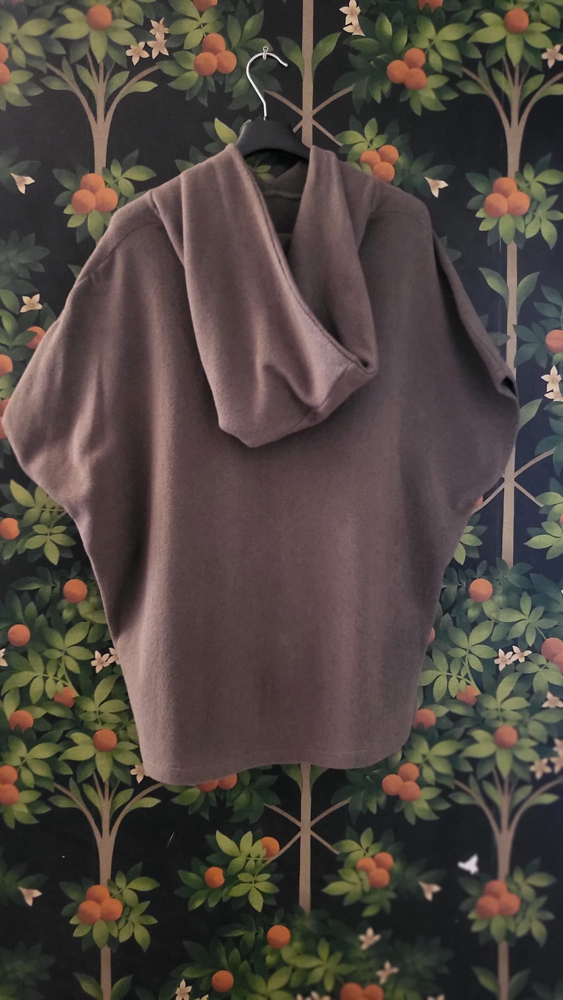 MAGLIONE CAPPA SMANICATO CON CAPPUCCIO CALDO COTONE