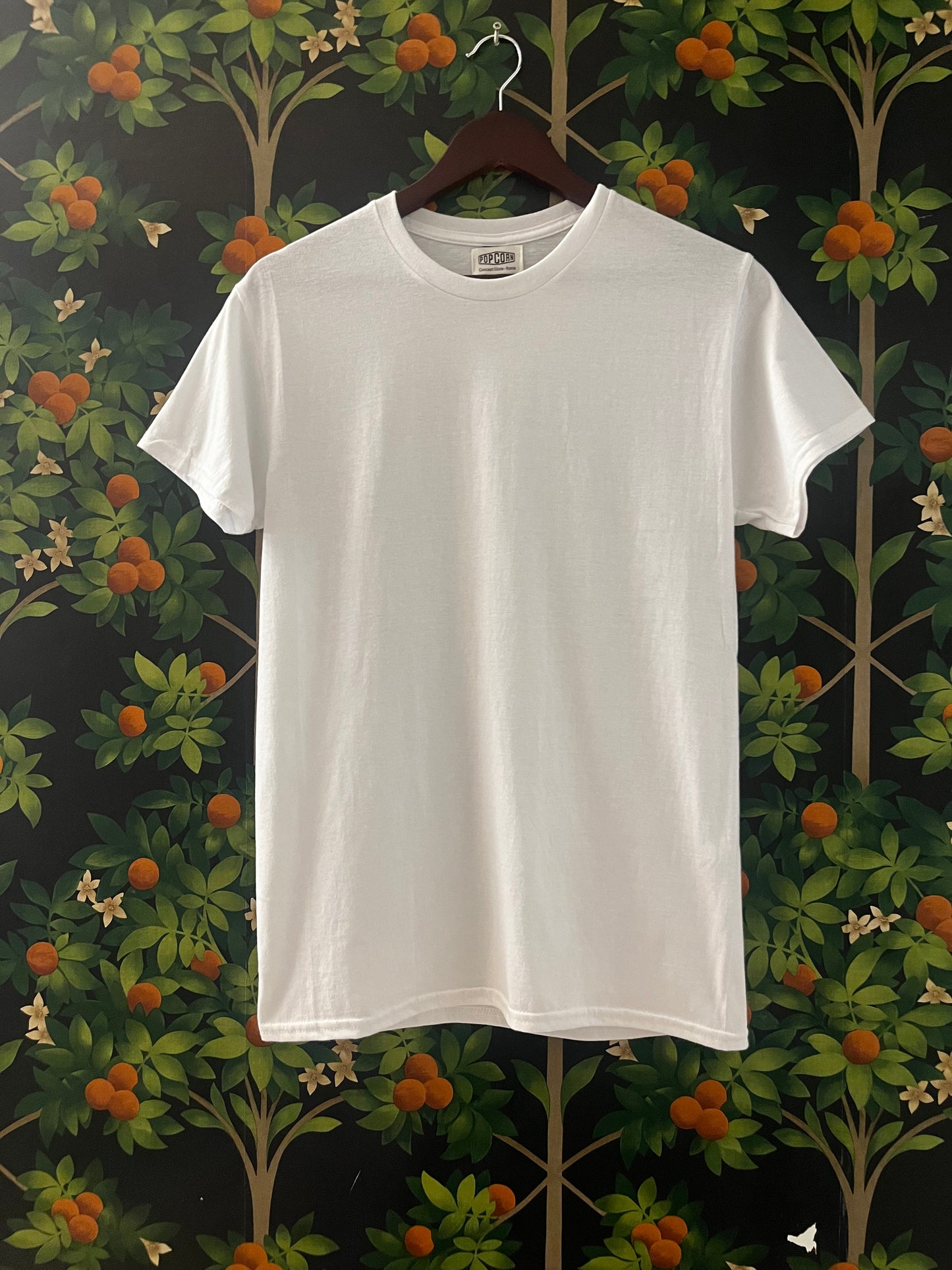 T-Shirt unisex mezza manica con ricamo personalizzato lato cuore