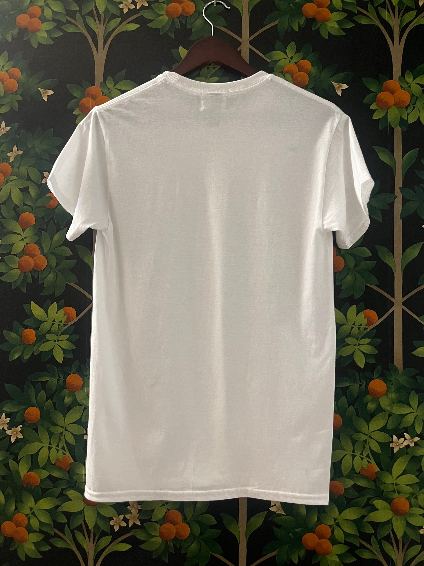 T-Shirt unisex mezza manica con ricamo personalizzato lato cuore