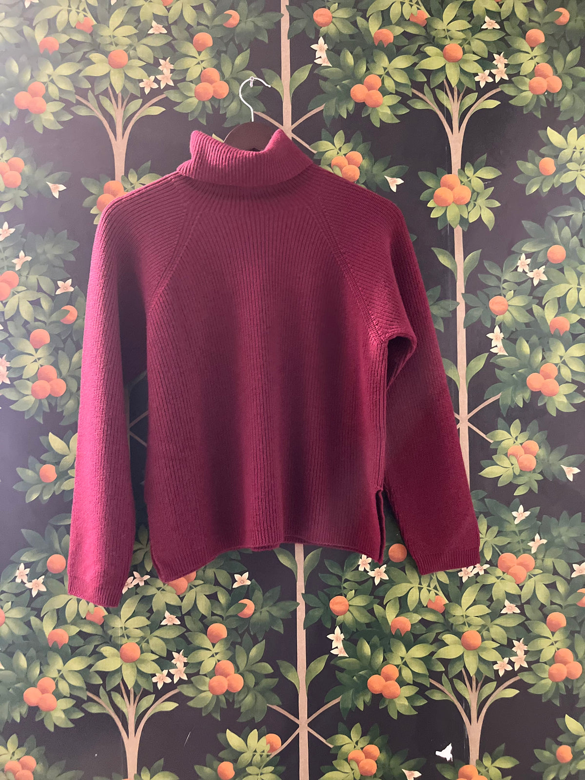 MAGLIONE COLLO ALTO CON SPACCHI LATERALI ART. IDW1204
