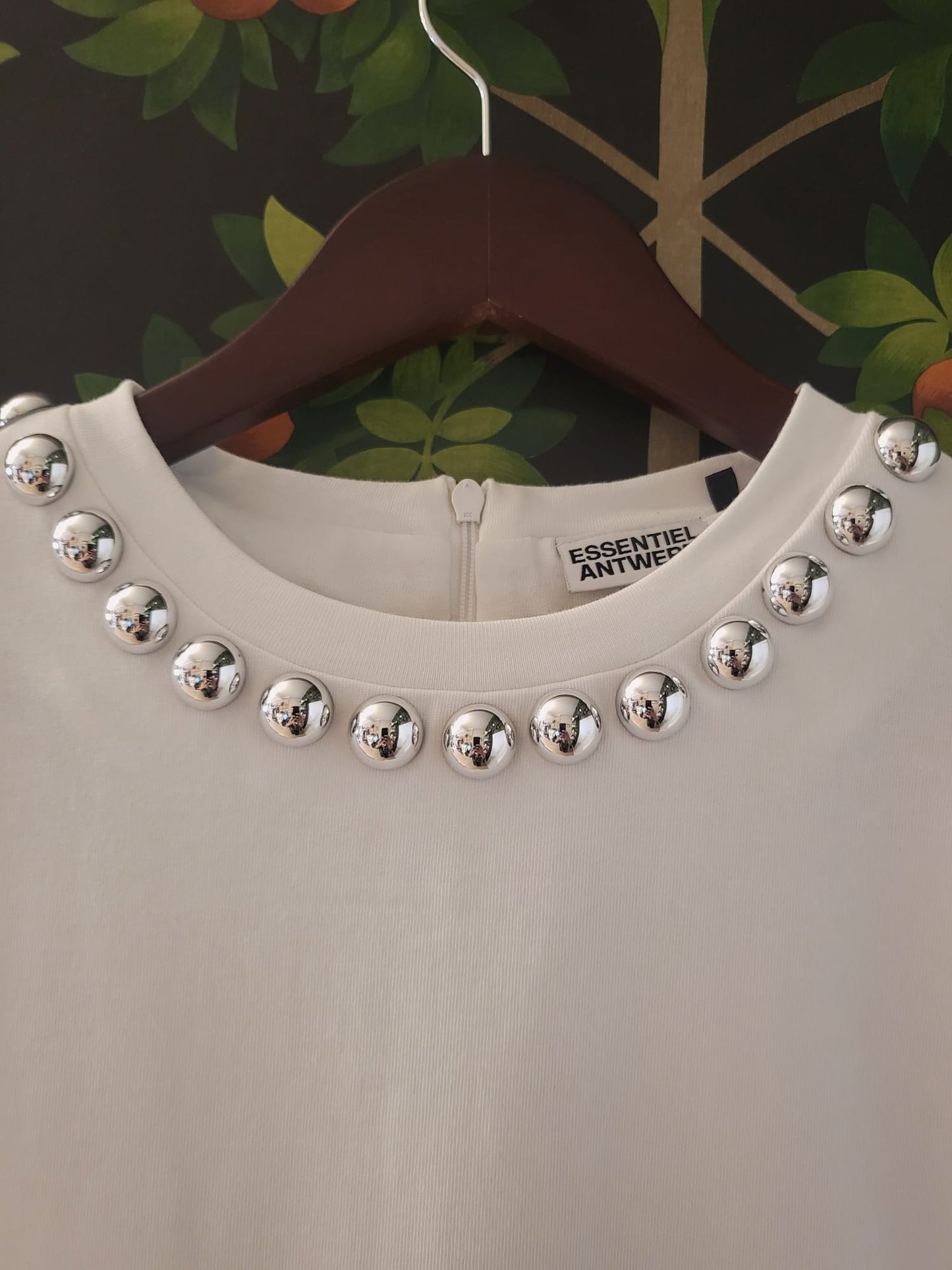 T-Shirt con borchie Essentiel