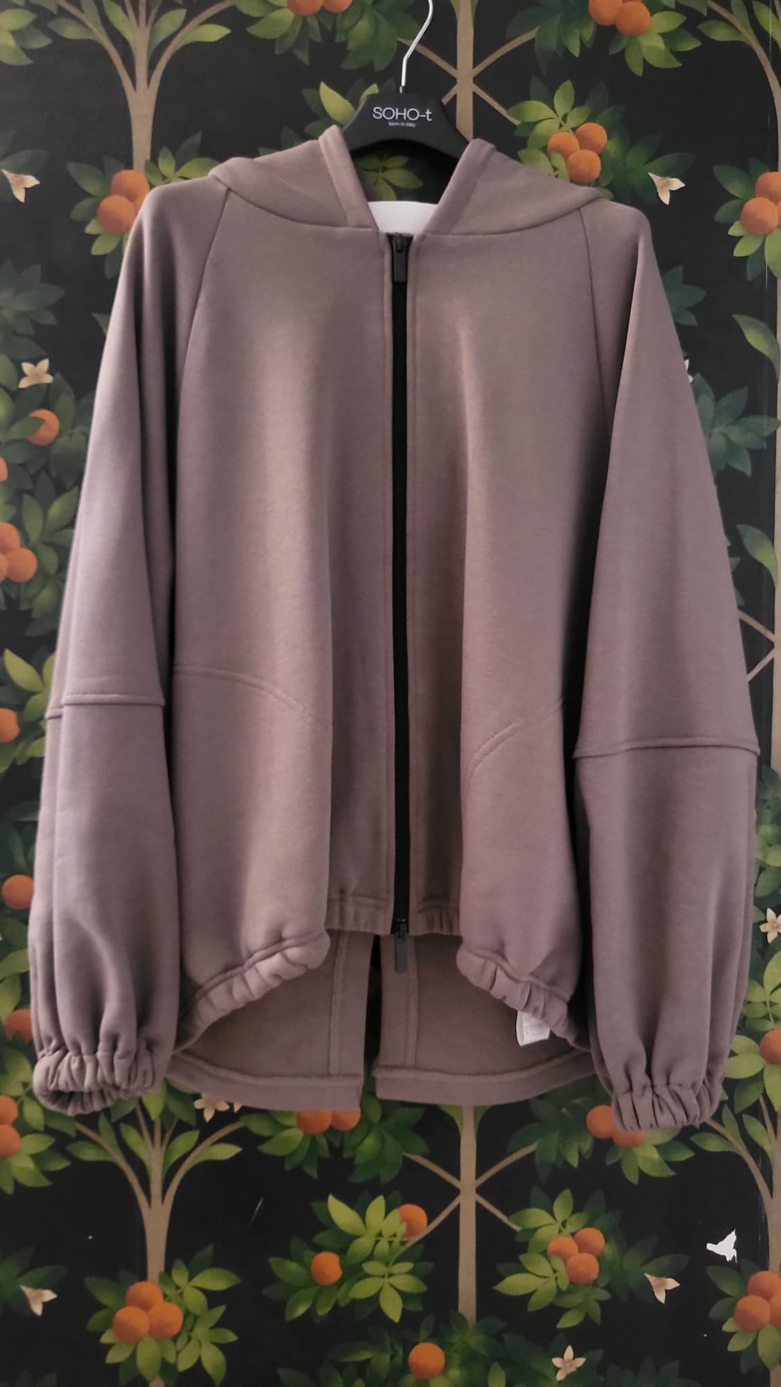 FELPA GARZATA IRIS CON ELASTICO E CAPPUCCIO
